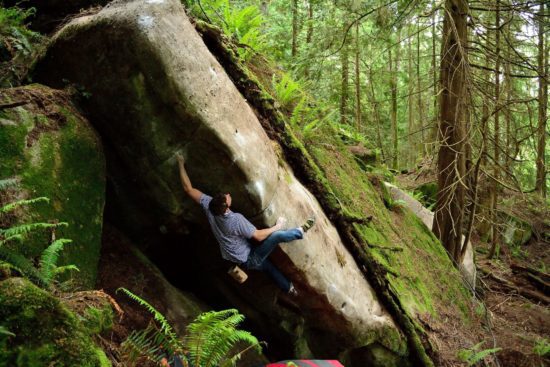 Lost Ledge Bouldering, courtesy Gabe Cisneros